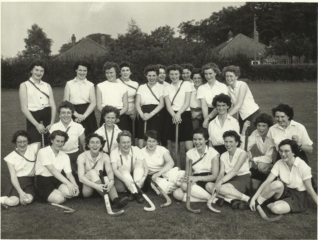 Hockey team 1958 (Myra)